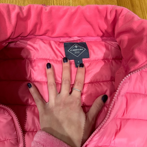 Pink puffer jacket, packable, lightweight - Picture 2 of 2